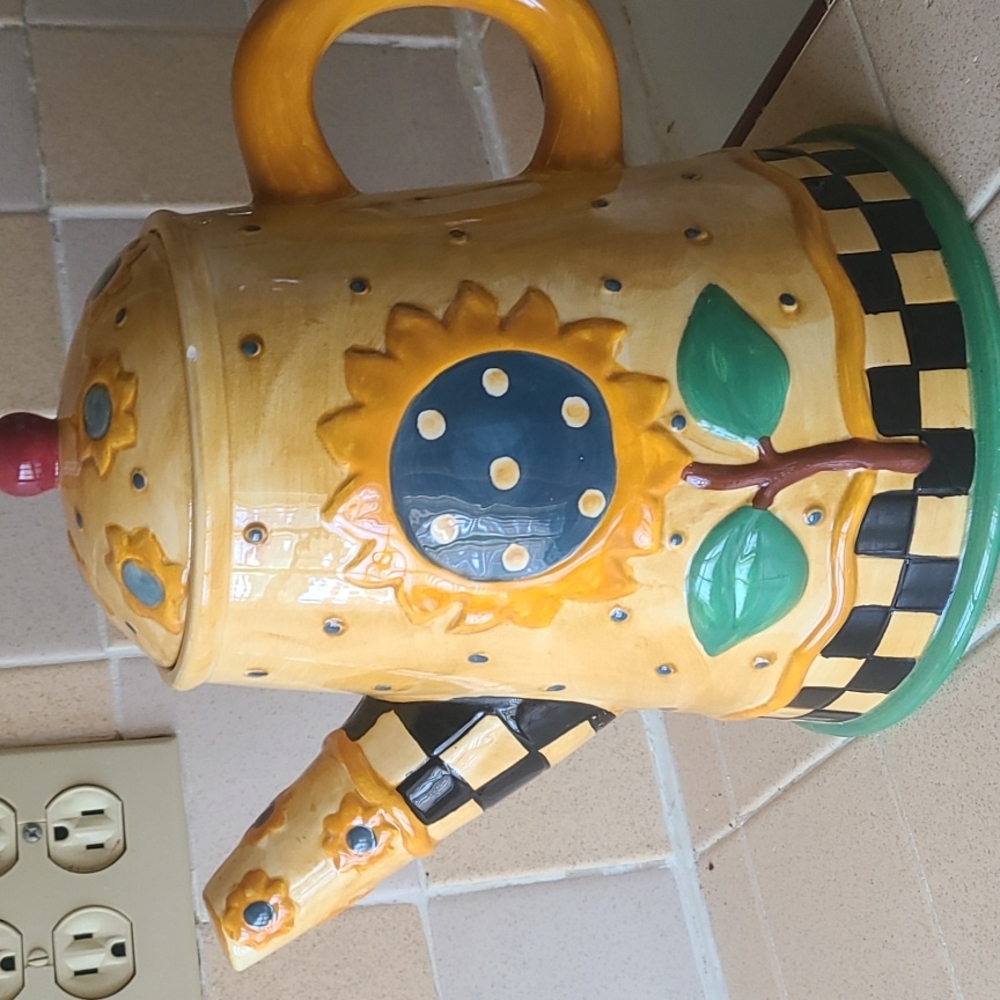 Vintage cookie jar